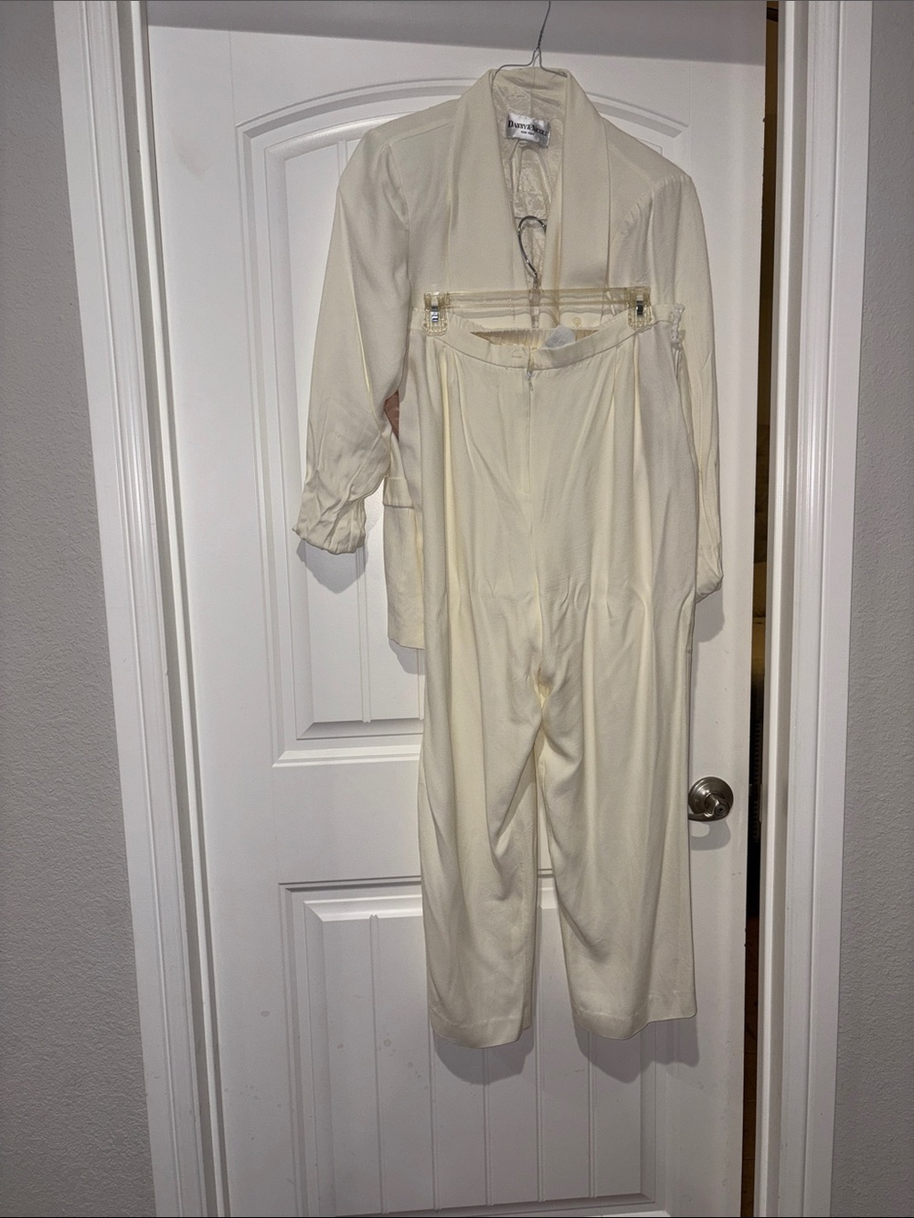 Vintage Danny & Nicole Cream Jumpsuit with Matching Jacket - Picture 2 of 8